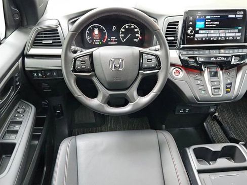 Certified 2025 Honda Odyssey Sport-L image 12