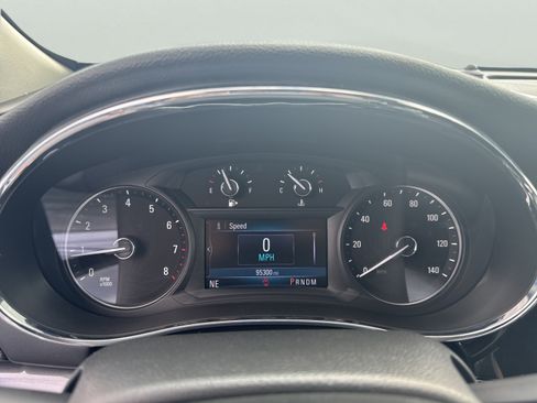 Used 2020 Buick Encore Preferred AWD/4WD image 14