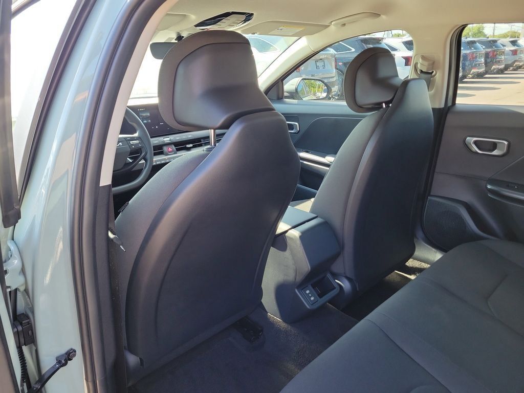New 2026 Kia K4 FWD image 15