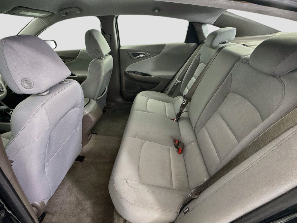 Used 2023 Chevrolet Malibu LS FWD image 19