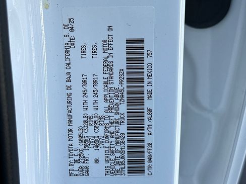 Certified 2025 Toyota Tacoma SR5 image 29