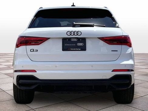 Certified 2025 Audi Q3 2.0T Premium w/ Convenience Package AWD/4WD image 4