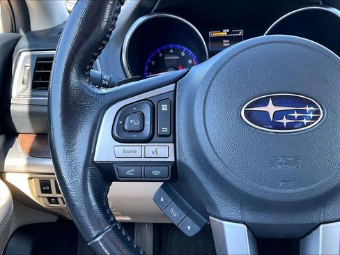 Used 2016 Subaru Outback 2.5i Limited AWD/4WD image 21