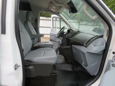 Used 2019 Ford Transit 250 148 Low Roof RWD image 30