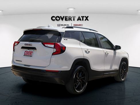 Used 2024 GMC Terrain SLE w/ Driver Convenience Package image 7