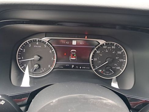 New 2025 Nissan Pathfinder SL w/ SL Premium Package image 16