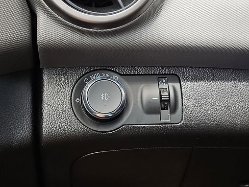 Used 2015 Chevrolet Sonic LTZ FWD image 22