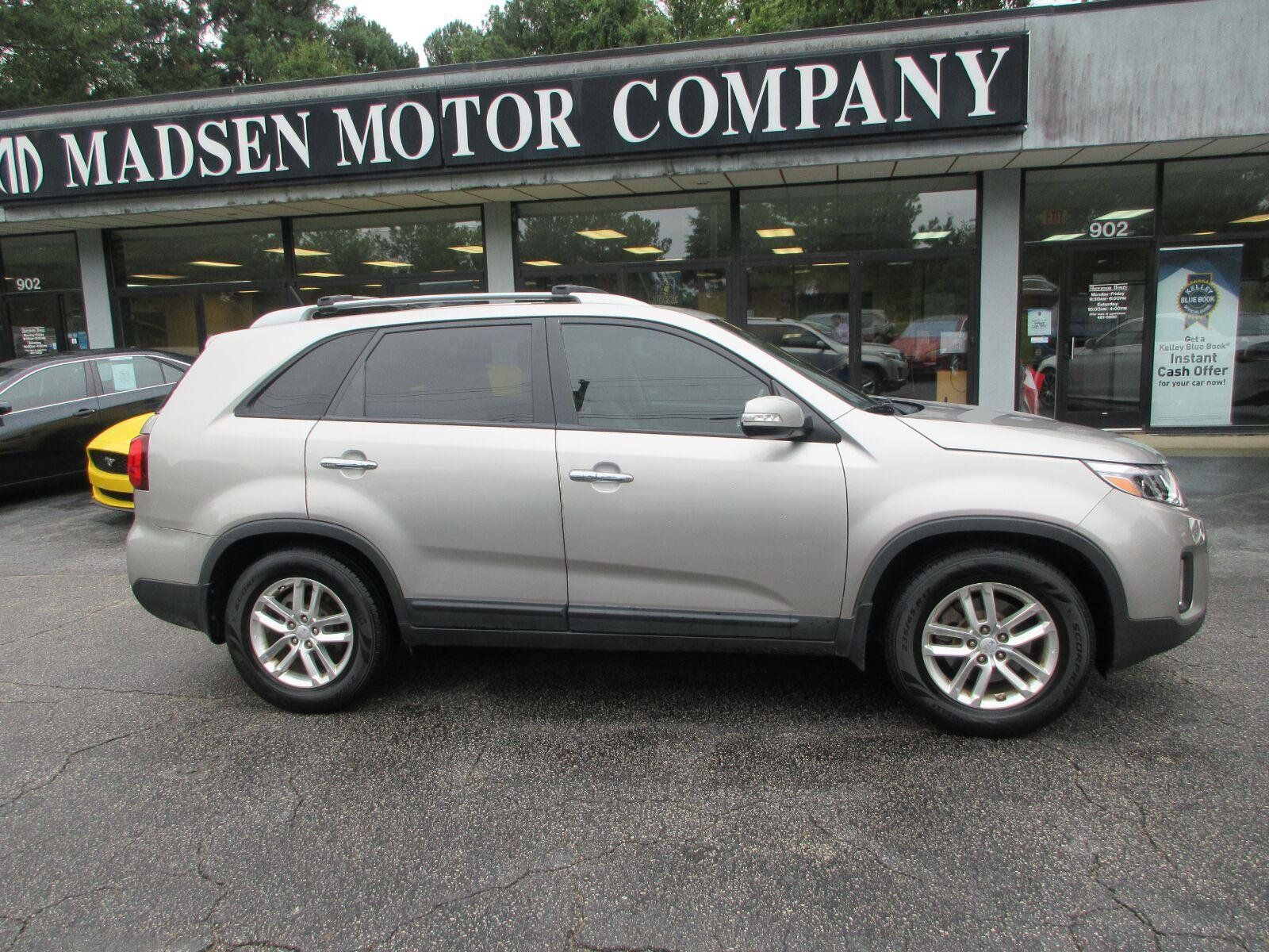 Used 2014 Kia Sorento LX FWD image 4