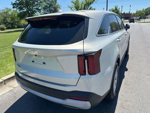 New 2026 Kia Sorento LX FWD image 20