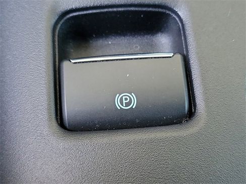 Used 2024 Ford Mustang EcoBoost image 17