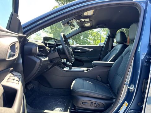 New 2026 Buick Envista Sport Touring w/ Convenience I Package FWD image 8
