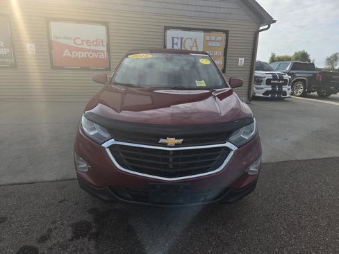 Used 2018 Chevrolet Equinox LT image 2