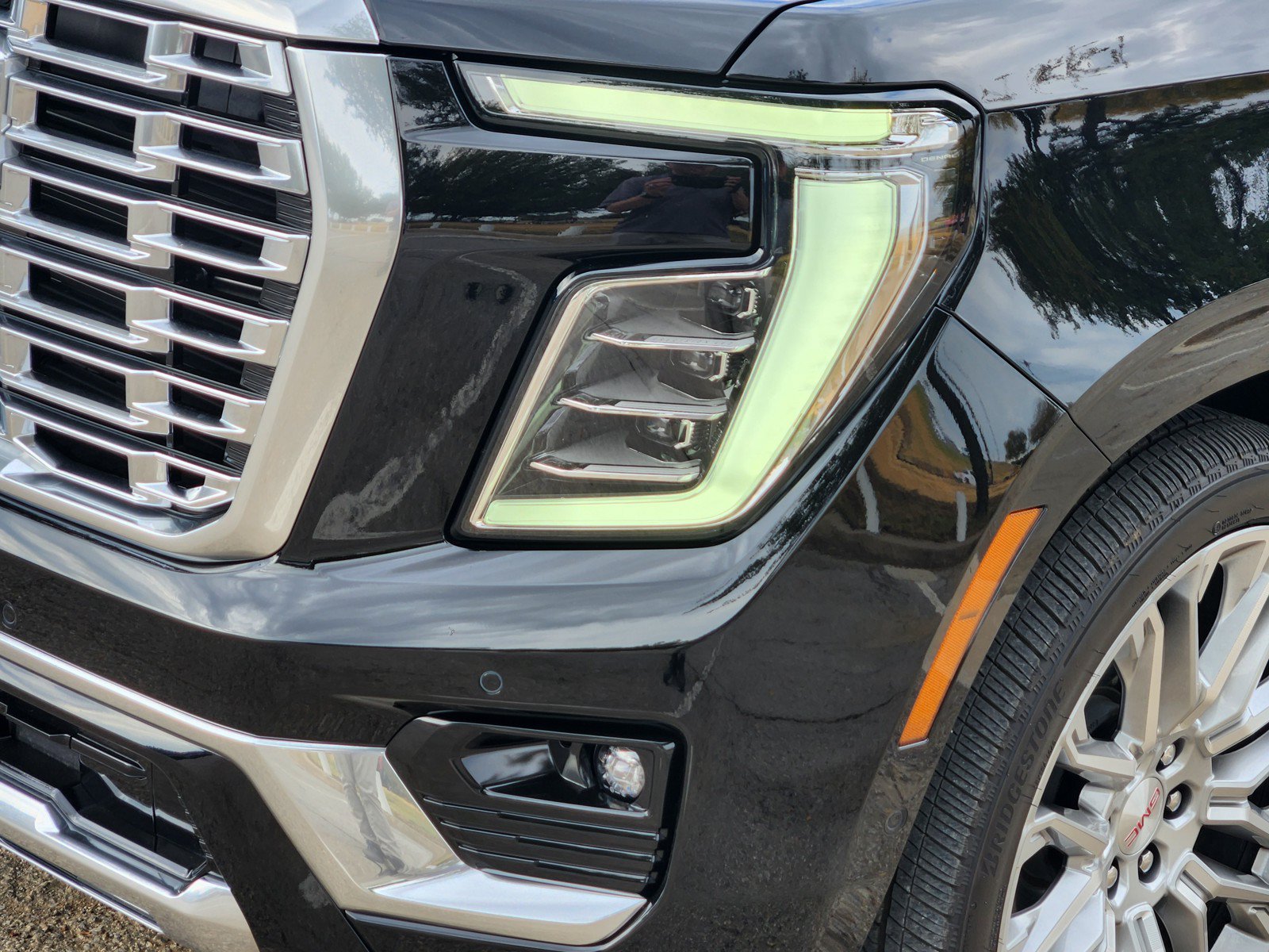 Used 2026 GMC Yukon Denali w/ Denali Reserve Package AWD/4WD image 30