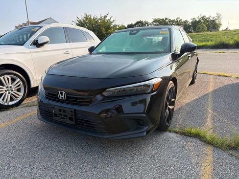 Used 2024 Honda Civic Sport image 7