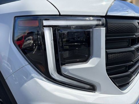 Used 2025 GMC Sierra 1500 Pro w/ Pro Value Package RWD image 10