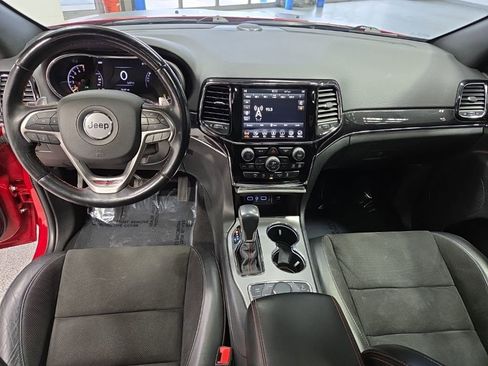 Used 2020 Jeep Grand Cherokee Trailhawk image 11