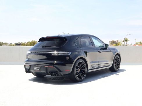 Certified 2023 Porsche Macan GTS w/ Premium Package Plus AWD/4WD image 9