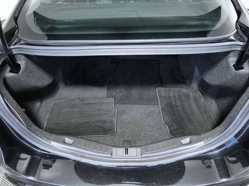 Used 2014 Ford Fusion SE w/ Equipment Group 202A FWD image 10