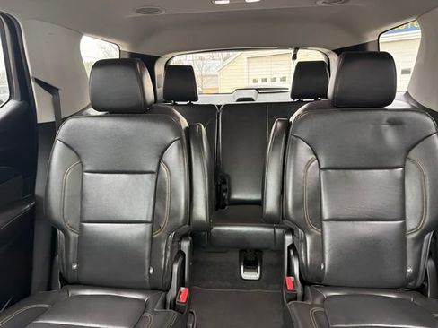 Used 2020 Chevrolet Traverse Premier w/ Redline Edition image 22