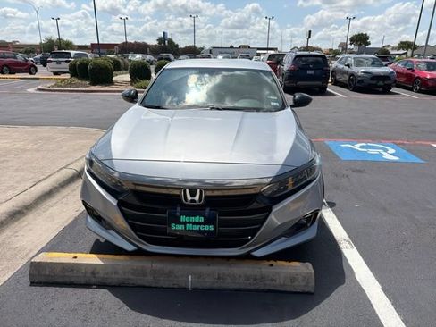 Used 2021 Honda Accord Sport image 3