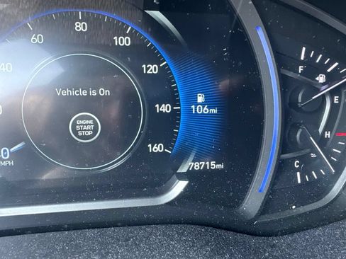 Used 2020 Hyundai Santa Fe Limited w/ Cargo Package FWD image 10