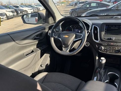 Used 2019 Chevrolet Equinox LT image 16