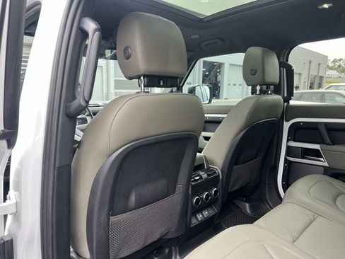 Certified 2024 Land Rover Defender 110 S image 34