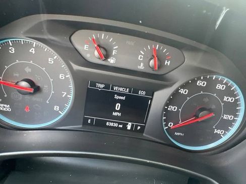 Used 2019 Chevrolet Equinox LS FWD image 4