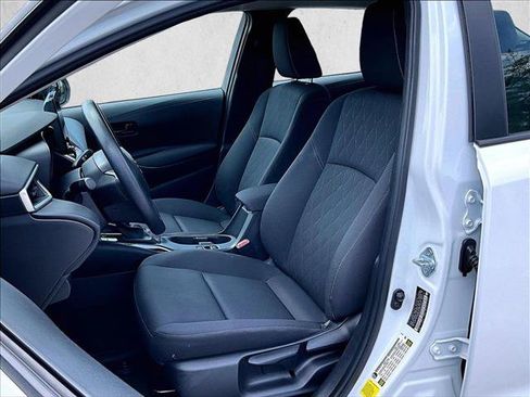 Used 2024 Toyota Corolla LE FWD image 27