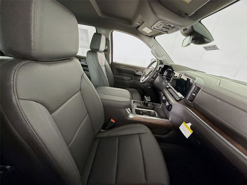 New 2026 GMC Sierra 1500 SLT AWD/4WD image 23