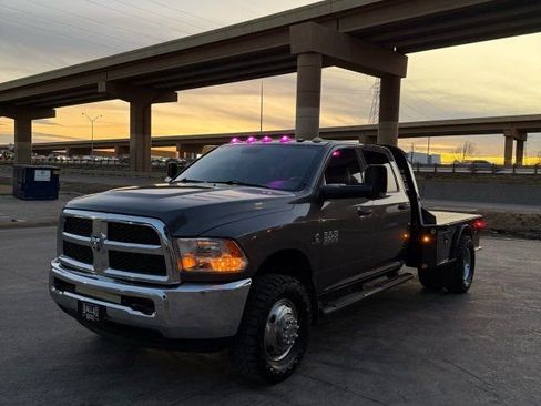Used 2015 RAM 3500 Tradesman w/ Chrome Appearance Group image 1