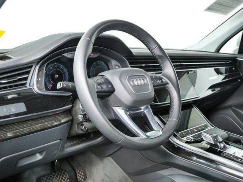 Used 2022 Audi Q7 3.0T Premium w/ Convenience Package AWD/4WD image 4
