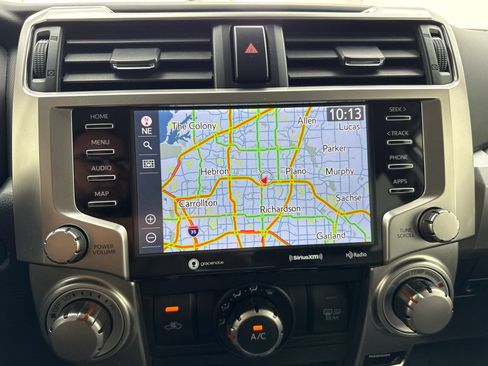 Used 2022 Toyota 4Runner SR5 Premium AWD/4WD image 28