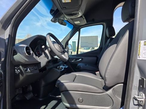 New 2026 Mercedes-Benz Sprinter 2500 image 3