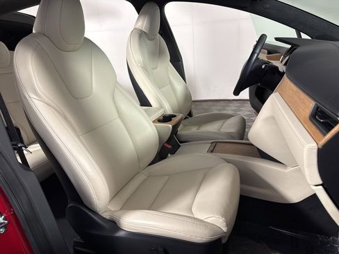 Used 2020 Tesla Model X Long Range image 15