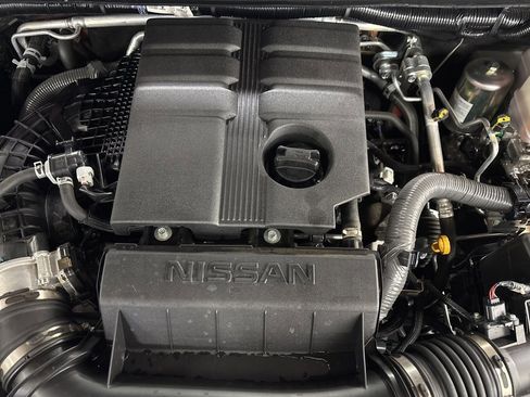 Used 2024 Nissan Frontier SL image 37