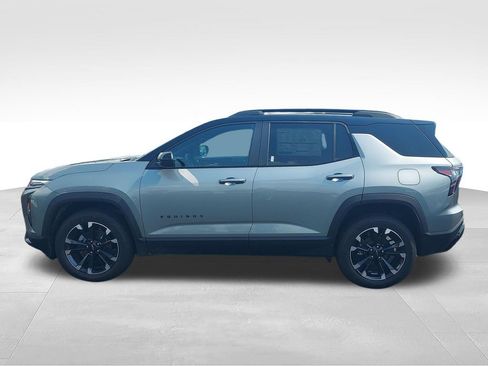 New 2027 Chevrolet Equinox RS w/ LPO, Floor Liner Package AWD/4WD image 2