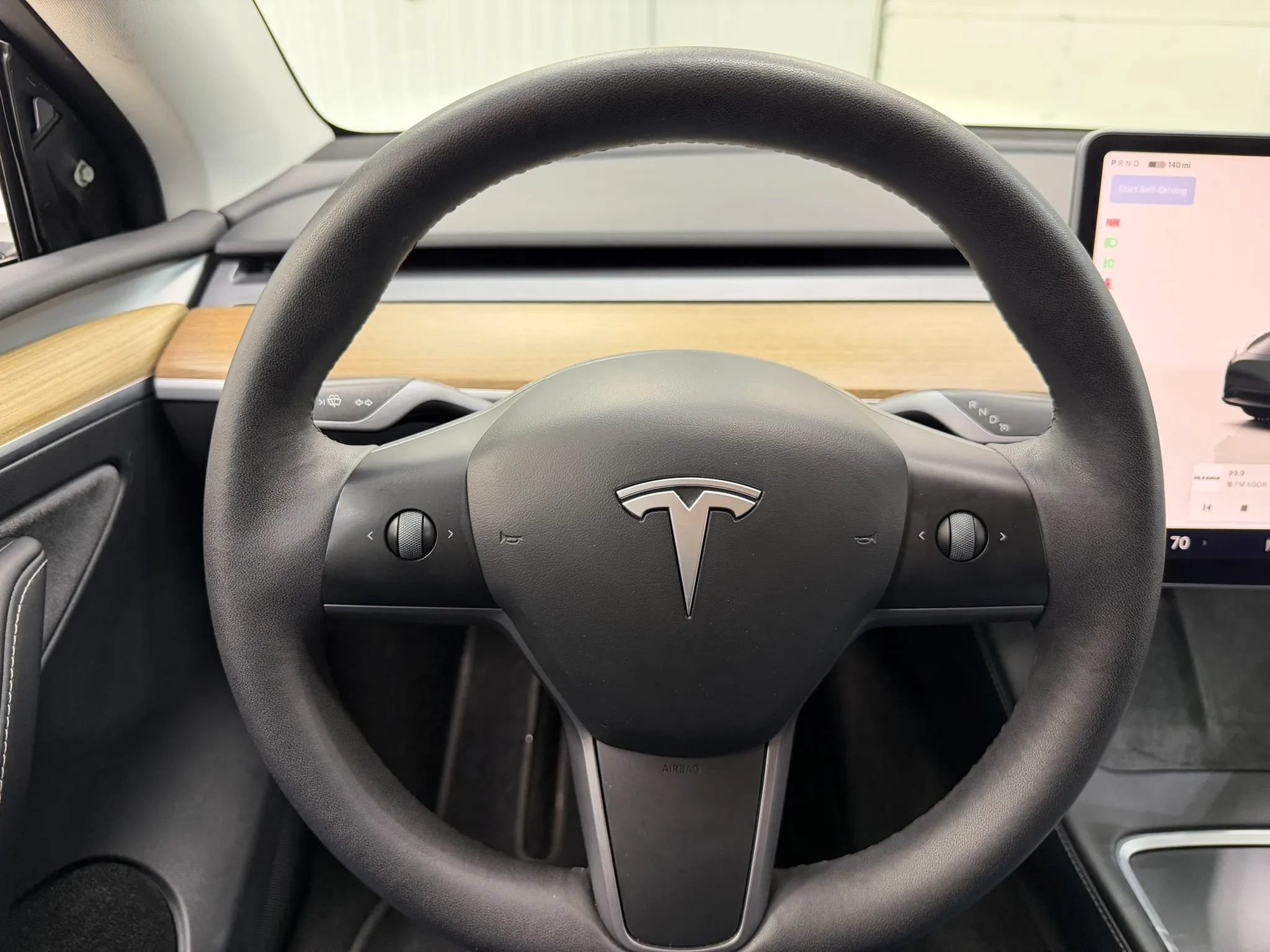 Used 2023 Tesla Model Y Long Range AWD/4WD image 21