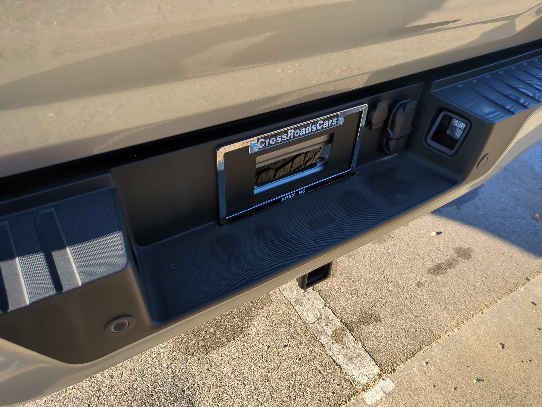 Certified 2024 Ford F150 XLT w/ Equipment Group 302A MID AWD/4WD image 35