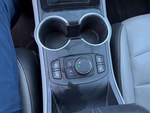 Used 2020 GMC Terrain SLT w/ Preferred Package image 40