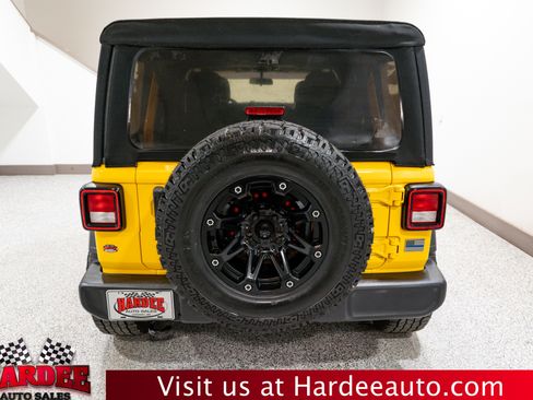 Used 2019 Jeep Wrangler Unlimited Sport S image 4