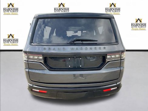 Used 2024 Jeep Grand Wagoneer L Series II w/ Quick Order Packagew 28T image 4