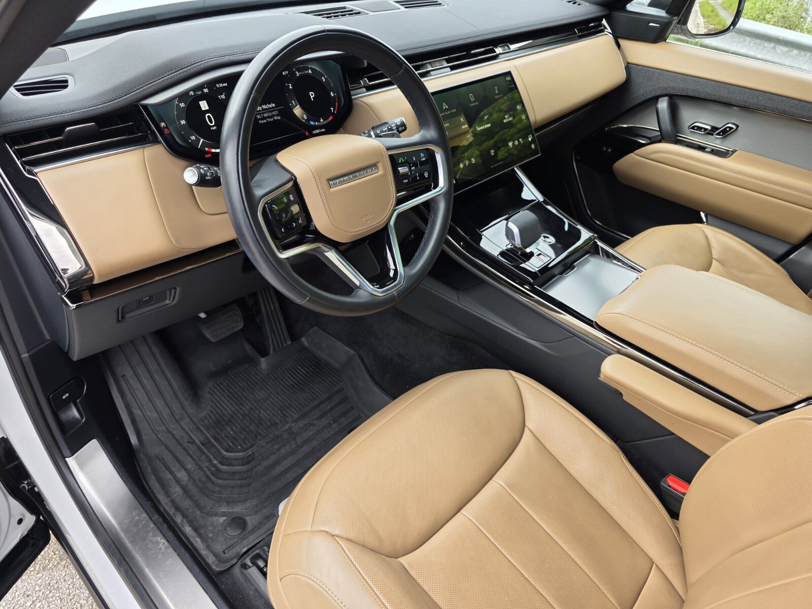 Certified 2024 Land Rover Range Rover Sport SE AWD/4WD image 11