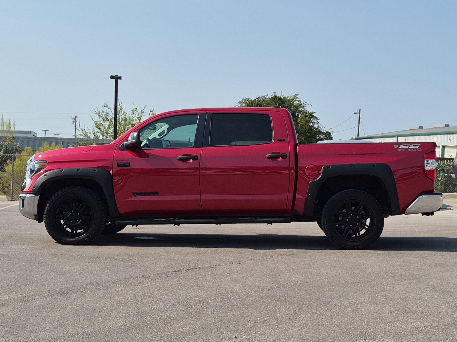 Certified 2021 Toyota Tundra SR5 w/ SR5 Leather Package RWD image 2