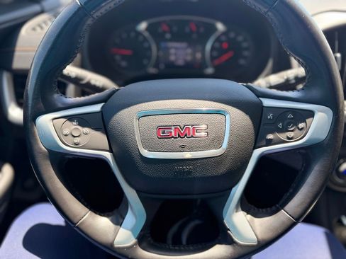 Used 2019 GMC Terrain SLE w/ Driver Convenience Package FWD image 11