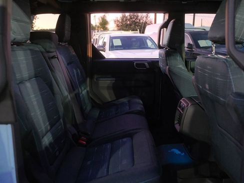 Used 2025 Ford Bronco Heritage Edition image 16