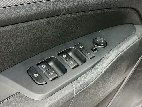 Used 2025 Kia Sportage LX image 15