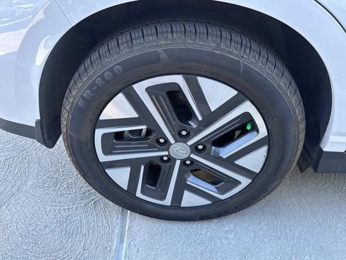 Used 2023 Hyundai Kona SEL image 9