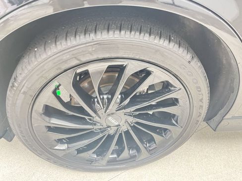 Used 2025 Lincoln Aviator Reserve w/ Equipment Group 201A AWD/4WD image 14