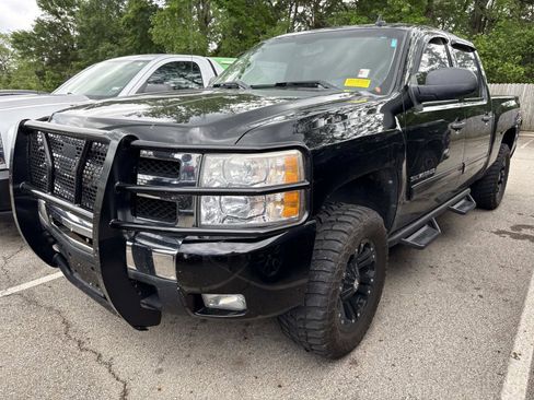 Used 2011 Chevrolet Silverado 1500 LT w/ All-Star Edition image 3